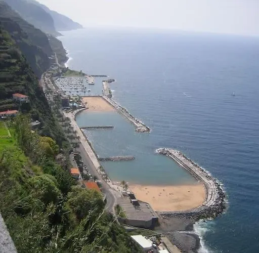 Διαμέρισμα Sunny Rooftop & Perfect View Arco da Calheta (Madeira)