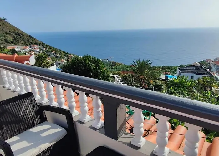 Sunny Rooftop & Perfect View