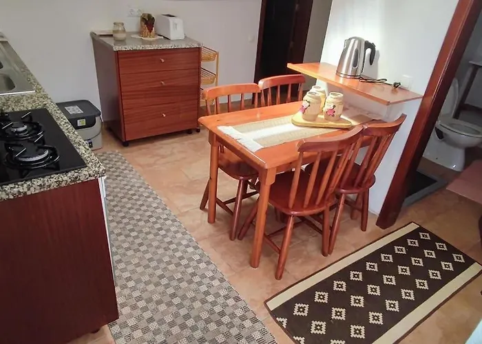 Sunny Rooftop & Perfect View Apartmán *