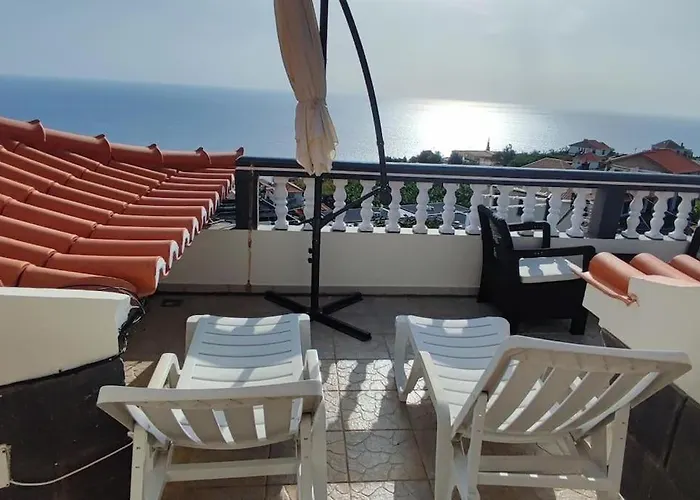 Apartmán Sunny Rooftop & Perfect View Arco da Calheta (Madeira)